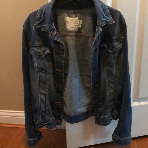 H&M Jackets & Blazers - H&M denim jacket!